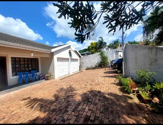 5 BEDROOM HOUSE FOR SALE IN RESERVOIR HILLS